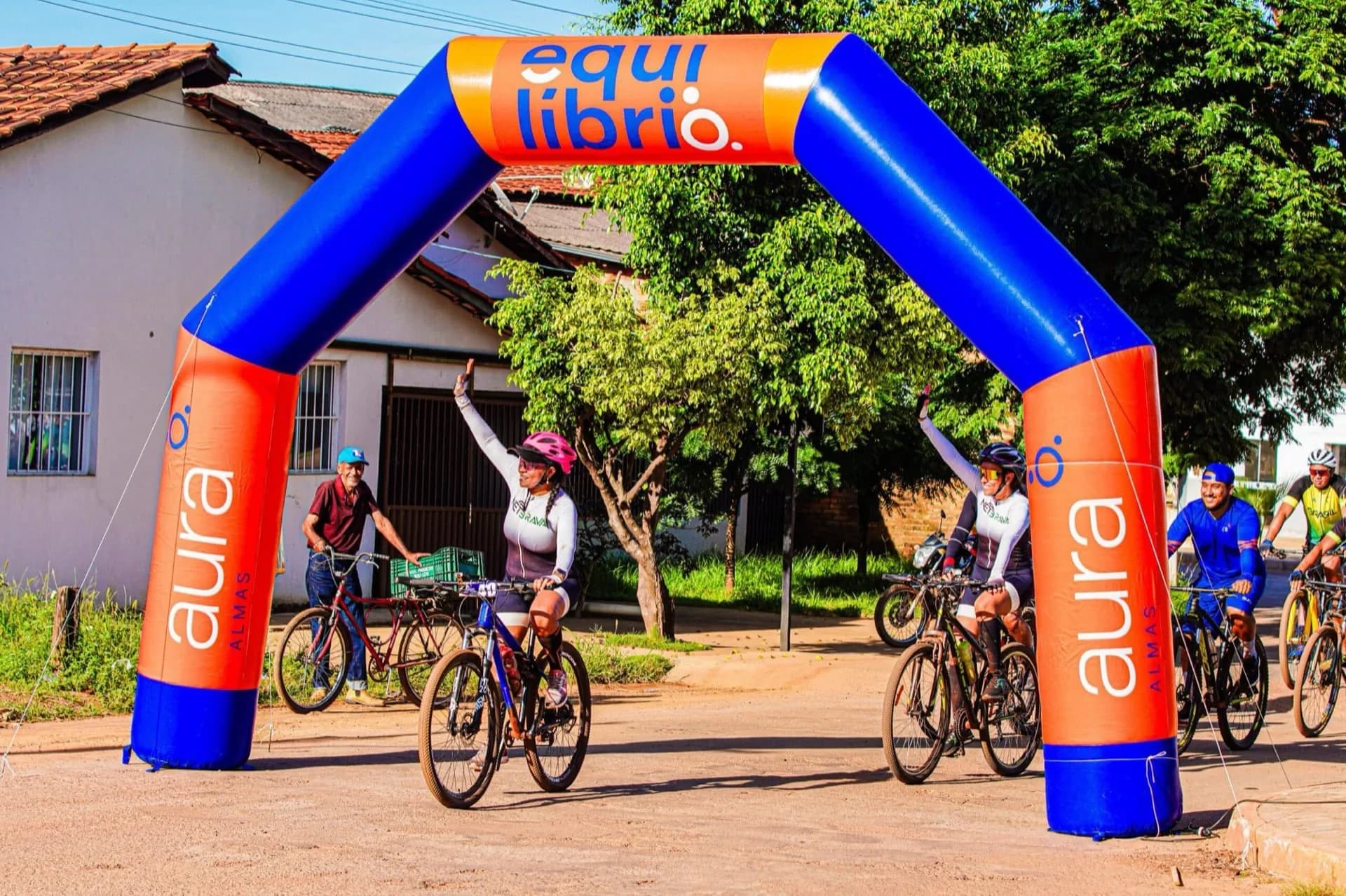 Atividade de ciclismo do Programa Equilíbrio em Almas