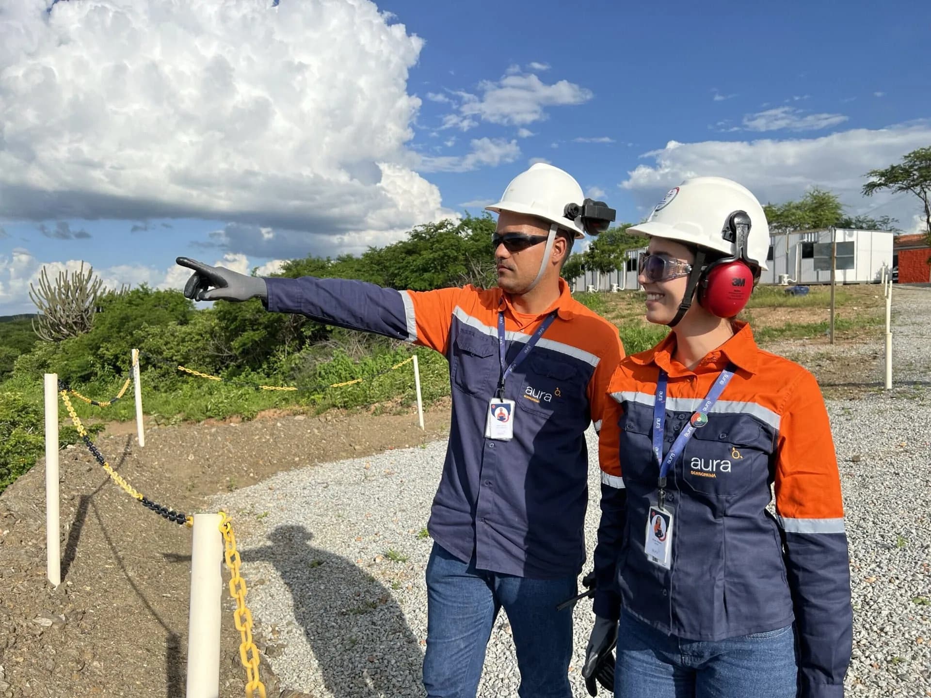 Equipe operacional com EPIs em Borborema